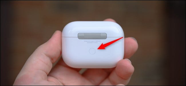 apple-airpods-pro-back-of-case-pairing-button