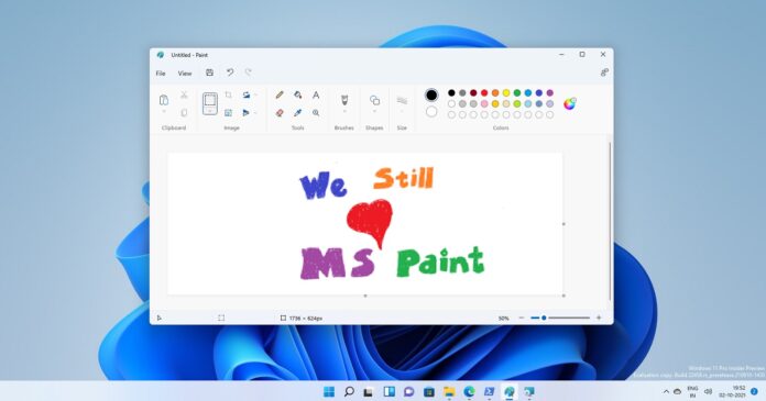 Windows-11-Paint-app-696x365-1