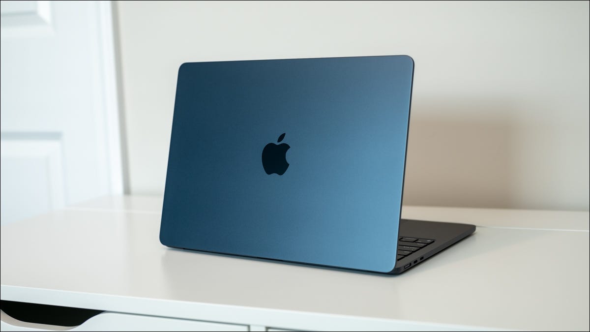 An-M2-Macbook