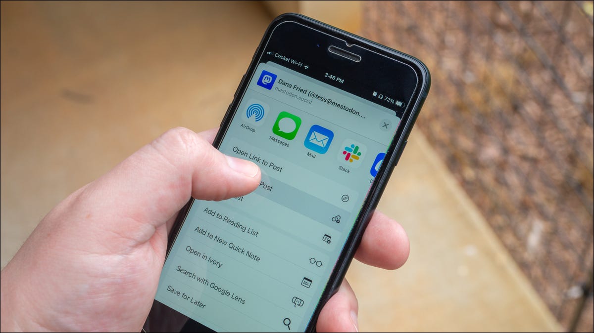 iphone-share-menu iphone-share-menu